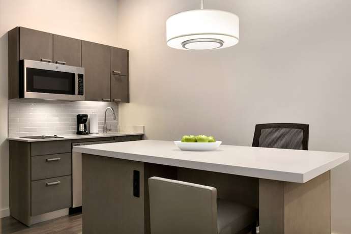 Imagen de la habitación del Hotel Hyatt House Atlanta / Perimeter Center. Foto 13