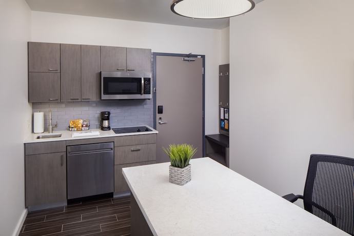 Imagen de la habitación del Hotel Hyatt House Augusta Downtown. Foto 6