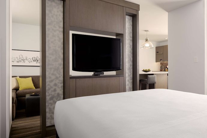 Imagen de la habitación del Hotel Hyatt House Augusta Downtown. Foto 13