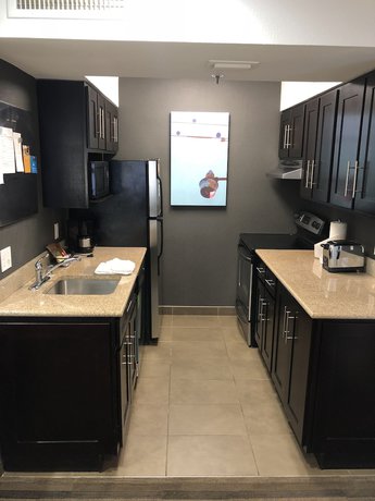 Imagen de la habitación del Hotel Hyatt House Belmont/redwood Shores. Foto 15