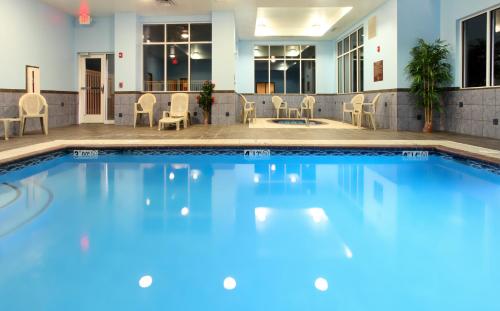 Imagen de la piscina del Hotel Hyatt House Bentonville/Rogers. Foto 20