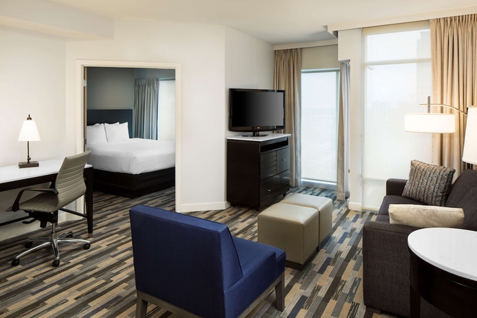 Imagen de la habitación del Hotel Hyatt House Charlotte/center City. Foto 11