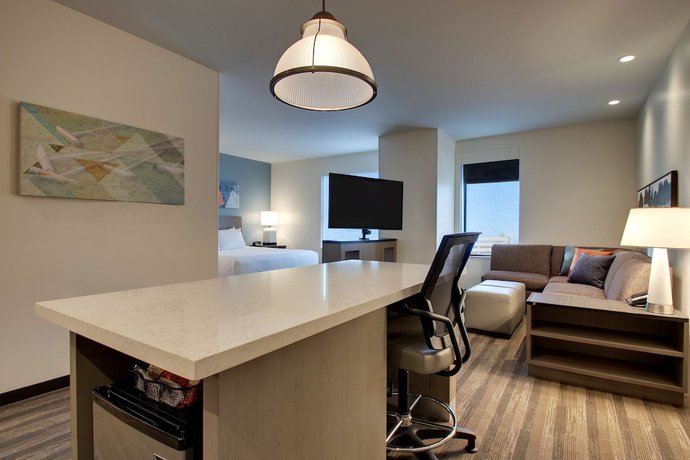 Imagen de la habitación del Hotel Hyatt House Chicago Oak Brook. Foto 8