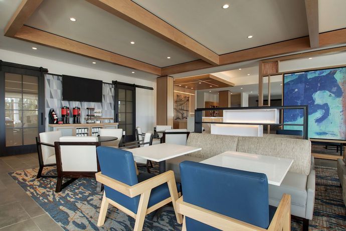 Imagen de los interiores del Hotel Hyatt House Chicago Oak Brook. Foto 19