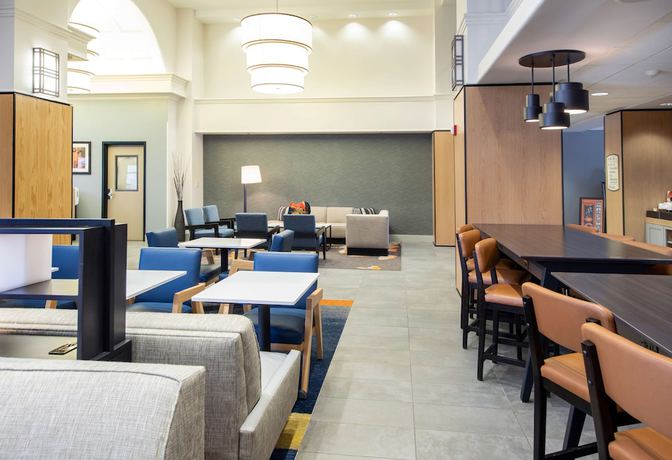 Imagen de los interiores del Hotel Hyatt House Chicago/schaumburg. Foto 11