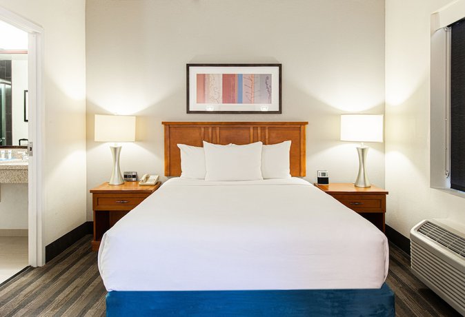 Imagen de la habitación del Hotel Hyatt House Chicago/schaumburg. Foto 4