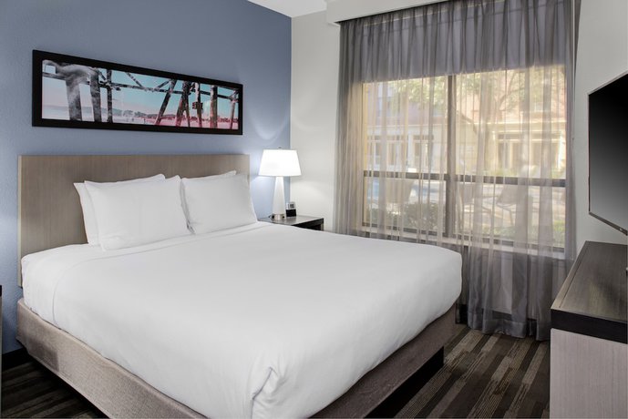 Imagen de la habitación del Hotel Hyatt House Dallas Lincoln Park. Foto 3