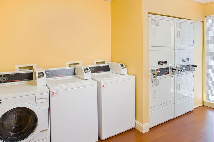 Imagen de los interiores del Hotel Hyatt House Dallas/addison. Foto 17