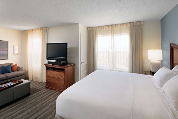 Imagen de la habitación del Hotel Hyatt House Herndon/Reston. Foto 6