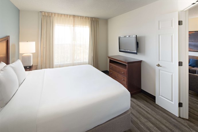 Imagen de la habitación del Hotel Hyatt House Herndon/Reston. Foto 8