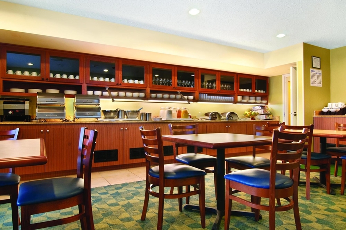 Imagen del bar/restaurante del Hotel Hyatt House Houston-west/energy Corridor. Foto 6
