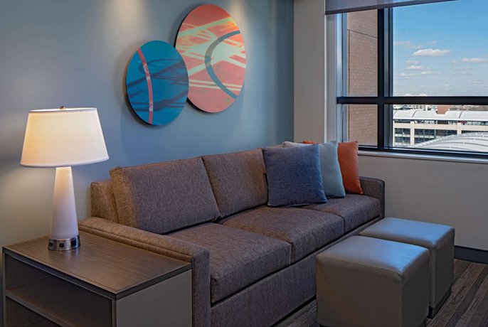 Imagen de la habitación del Hotel Hyatt House Indianapolis Downtown. Foto 4