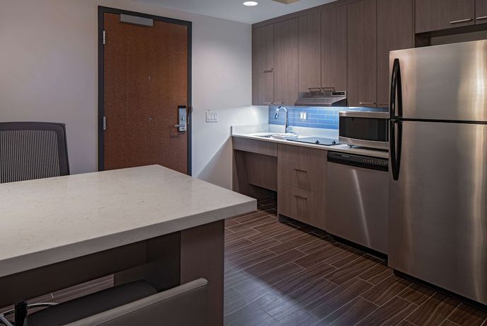 Imagen de la habitación del Hotel Hyatt House Indianapolis Downtown. Foto 11