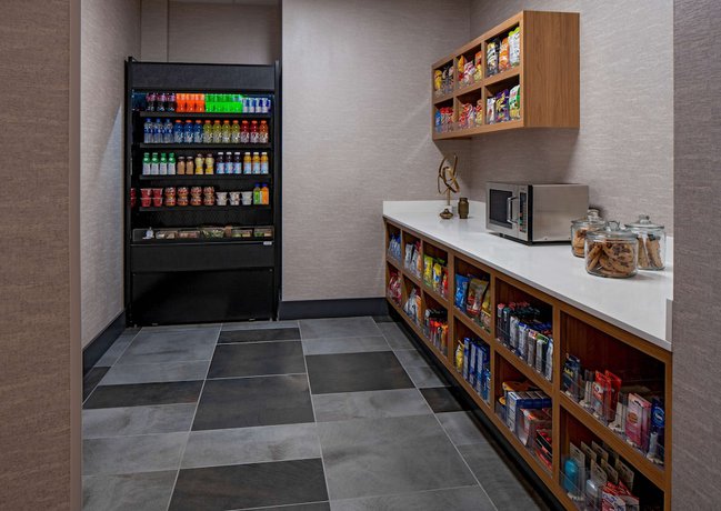 Imagen de los interiores del Hotel Hyatt House Indianapolis Downtown. Foto 20