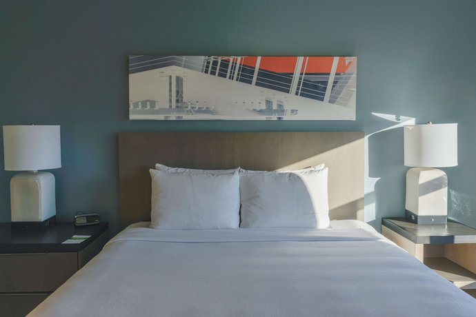 Imagen de la habitación del Hotel Hyatt House Indianapolis / Fishers. Foto 13