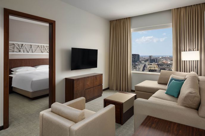 Imagen de la habitación del Hotel Hyatt House Jeddah Sari Street. Foto 6