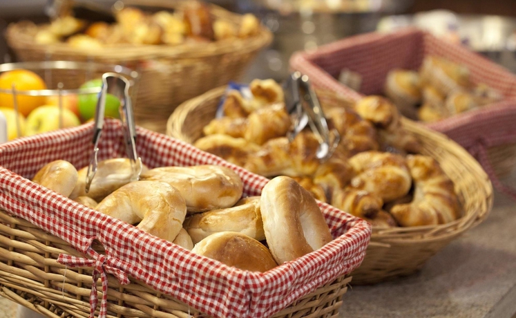 Imagen del bar/restaurante del Hotel Hyatt House London Stratford. Foto 3