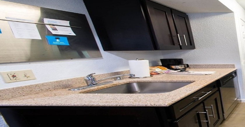 Imagen de la habitación del Hotel Hyatt House Los Angeles Lax/manhattan Beach. Foto 9