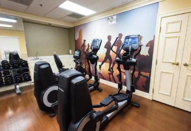 Imagen de los interiores del Hotel Hyatt House Los Angeles Lax/manhattan Beach. Foto 18