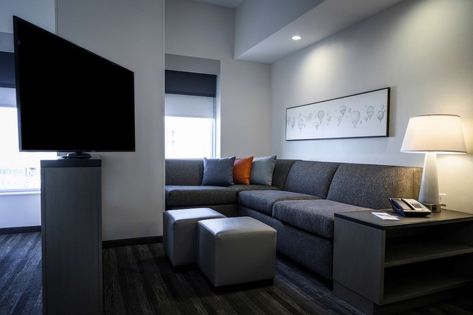 Imagen de la habitación del Hotel Hyatt House Louisville East. Foto 8