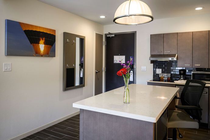 Imagen de la habitación del Hotel Hyatt House Louisville East. Foto 12
