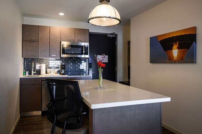Imagen de la habitación del Hotel Hyatt House Louisville East. Foto 18