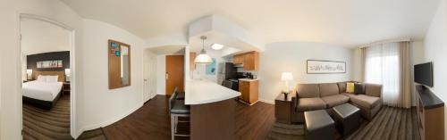 Imagen de la habitación del Hotel Hyatt House Miami Airport. Foto 8