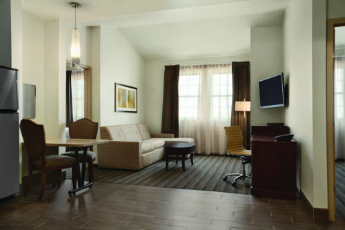 Imagen de la habitación del Hotel Hyatt House Minot. Foto 6
