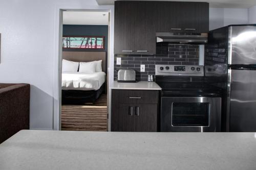 Imagen de la habitación del Hotel Hyatt House Morristown. Foto 7