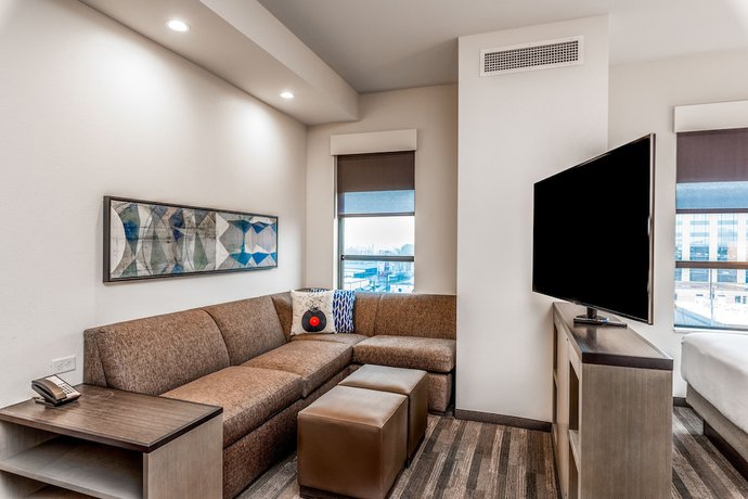 Imagen de la habitación del Hotel Hyatt House Nashville Downtown/convention Center. Foto 4