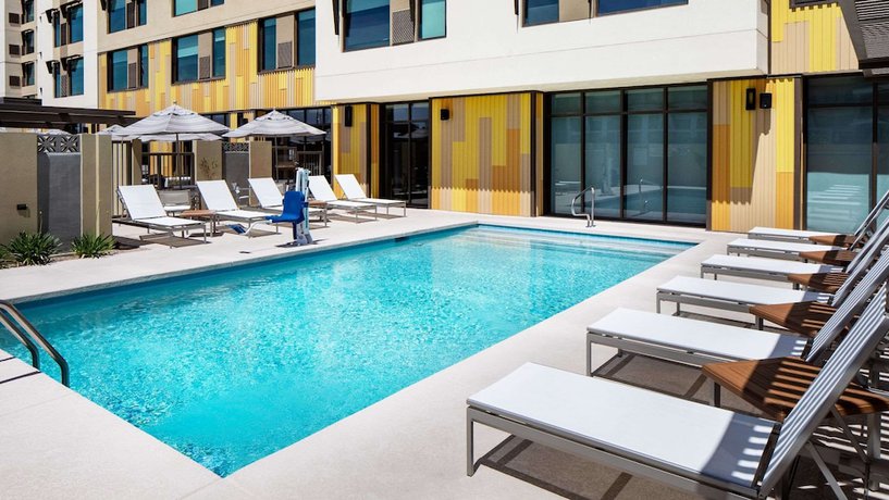 Imagen de la piscina del Hotel Hyatt House North Scottsdale. Foto 19