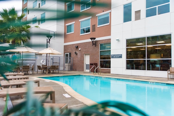 Imagen de la piscina del Hotel Hyatt House Ontario Airport. Foto 15