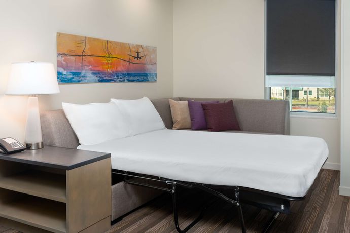 Imagen de la habitación del Hotel Hyatt House Orlando Airport. Foto 7