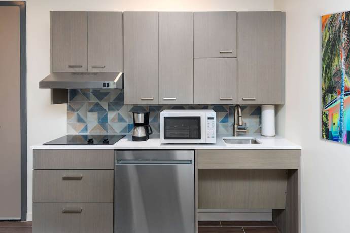 Imagen de la habitación del Hotel Hyatt House Orlando Airport. Foto 8