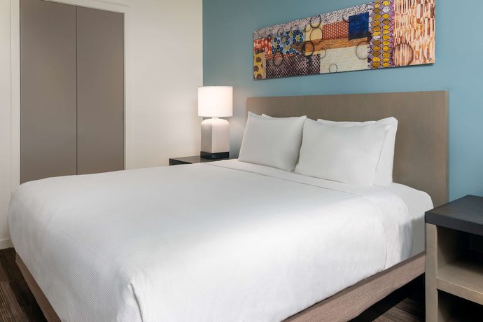 Imagen de la habitación del Hotel Hyatt House Orlando Airport. Foto 9