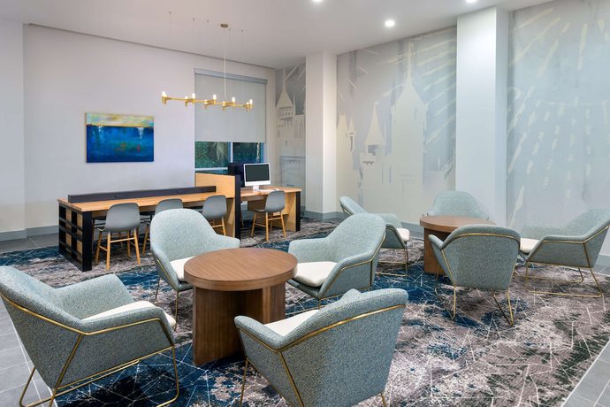 Imagen de los interiores del Hotel Hyatt House Orlando Airport. Foto 16