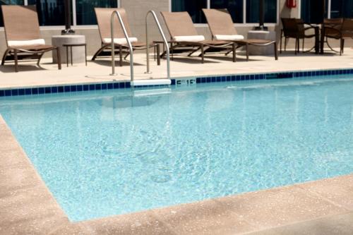 Imagen de la piscina del Hotel Hyatt House Parsippany-east. Foto 10