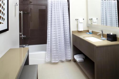 Imagen de la habitación del Hotel Hyatt House Pittsburgh/bloomfield/shadyside. Foto 9