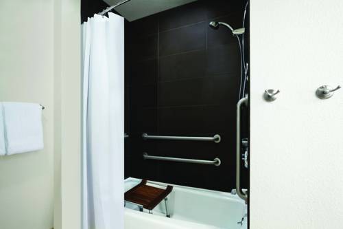 Imagen de la habitación del Hotel Hyatt House Pleasant Hill. Foto 4