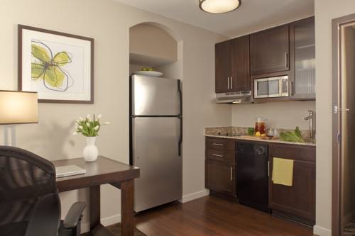 Imagen de la habitación del Hotel Hyatt House Raleigh Durham Airport. Foto 4