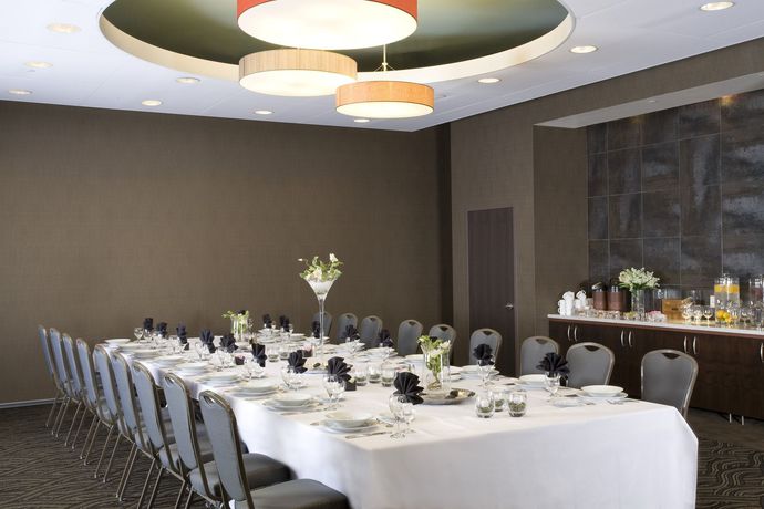 Imagen del bar/restaurante del Hotel Hyatt House Richmond / Short Pump. Foto 3