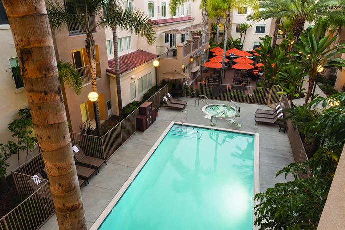 Imagen de la piscina del Hotel Hyatt House San Diego/sorrento Mesa. Foto 12