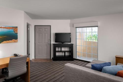 Imagen de la habitación del Hotel Hyatt House Scottsdale/old Town. Foto 6