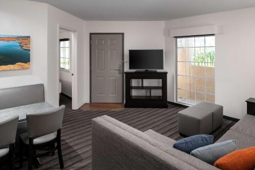 Imagen de la habitación del Hotel Hyatt House Scottsdale/old Town. Foto 8