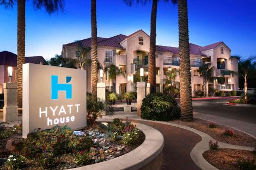 Imagen general del Hotel Hyatt House Scottsdale/old Town. Foto 3