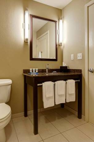 Imagen de la habitación del Hotel Hyatt House Seattle/redmond. Foto 15