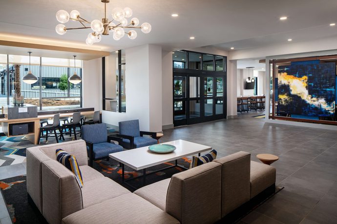 Imagen de los interiores del Hotel Hyatt House Tallahassee Capitol &ndash; University. Foto 19