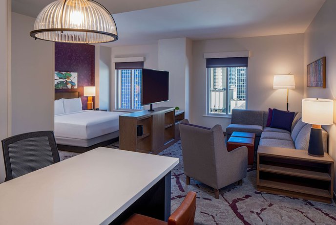 Imagen de la habitación del Hotel Hyatt House Tampa Downtown. Foto 5