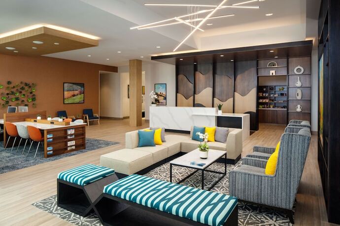 Imagen de los interiores del Hotel Hyatt House Vacaville. Foto 20