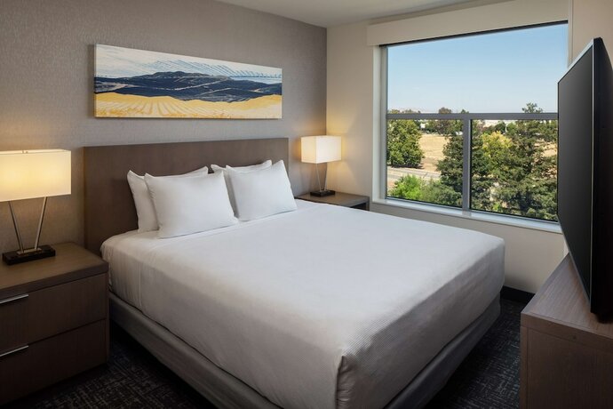 Imagen de la habitación del Hotel Hyatt House Vacaville. Foto 18